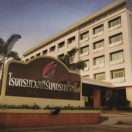 Western Grand Hotel Ratchaburi Ban Bang Kra Buitenkant foto