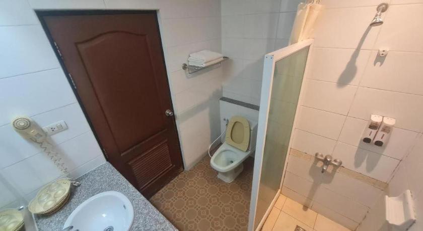 Western Grand Hotel Ratchaburi Ban Bang Kra Buitenkant foto