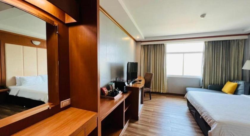 Western Grand Hotel Ratchaburi Ban Bang Kra Buitenkant foto
