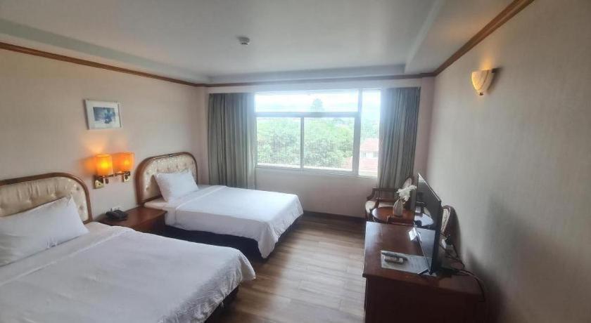 Western Grand Hotel Ratchaburi Ban Bang Kra Buitenkant foto