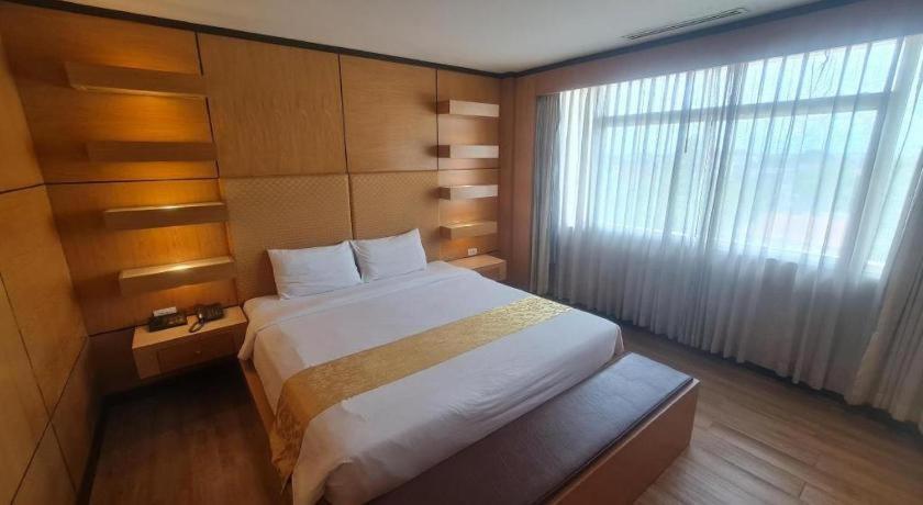 Western Grand Hotel Ratchaburi Ban Bang Kra Buitenkant foto