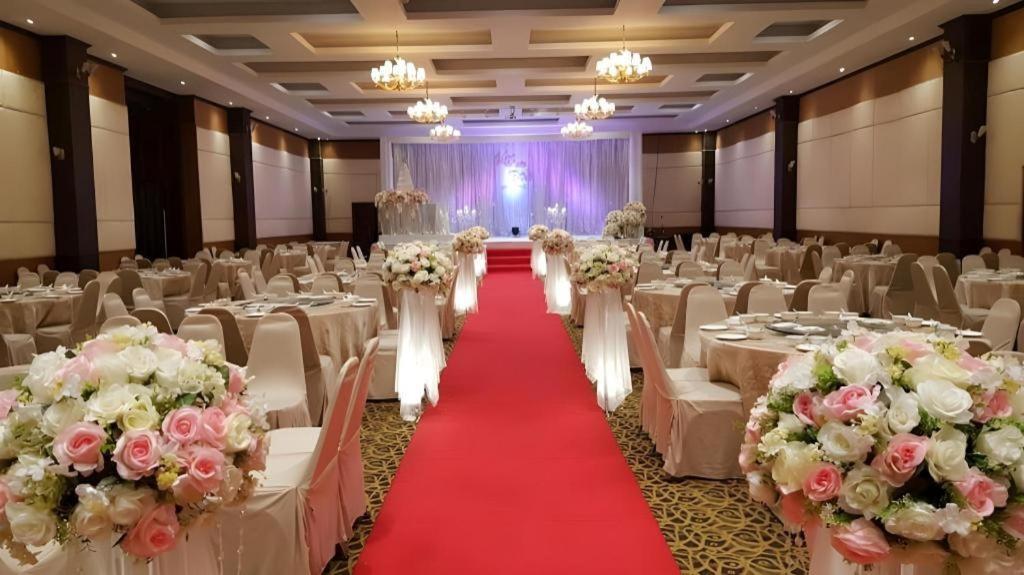 Western Grand Hotel Ratchaburi Ban Bang Kra Buitenkant foto