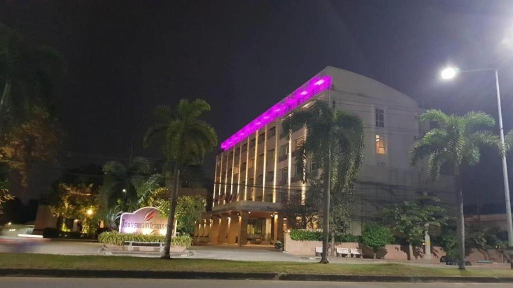 Western Grand Hotel Ratchaburi Ban Bang Kra Buitenkant foto